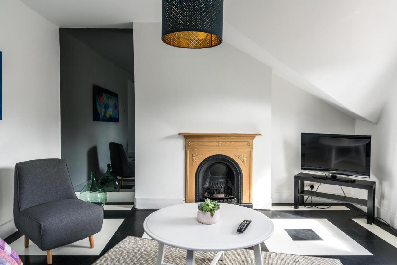 New Amazing 1 Bedroom Flat In Trendy Highbury *